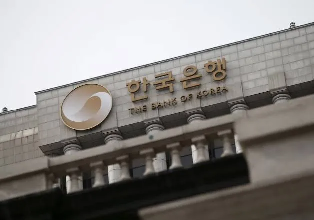 كوريا الجنوبية تتبنى نهج الترقب لمواجهة تداعيات الحرب