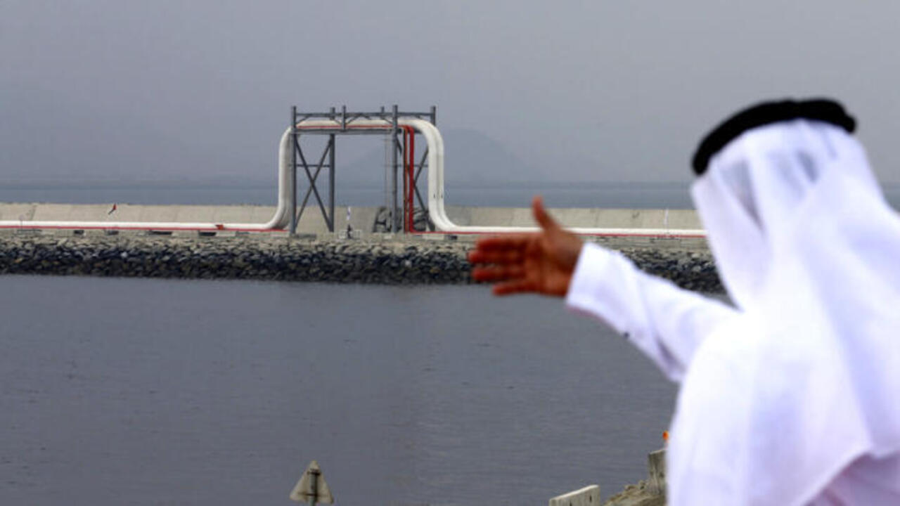 الإمارات تنسحب من أوبك وتحالف أوبك+