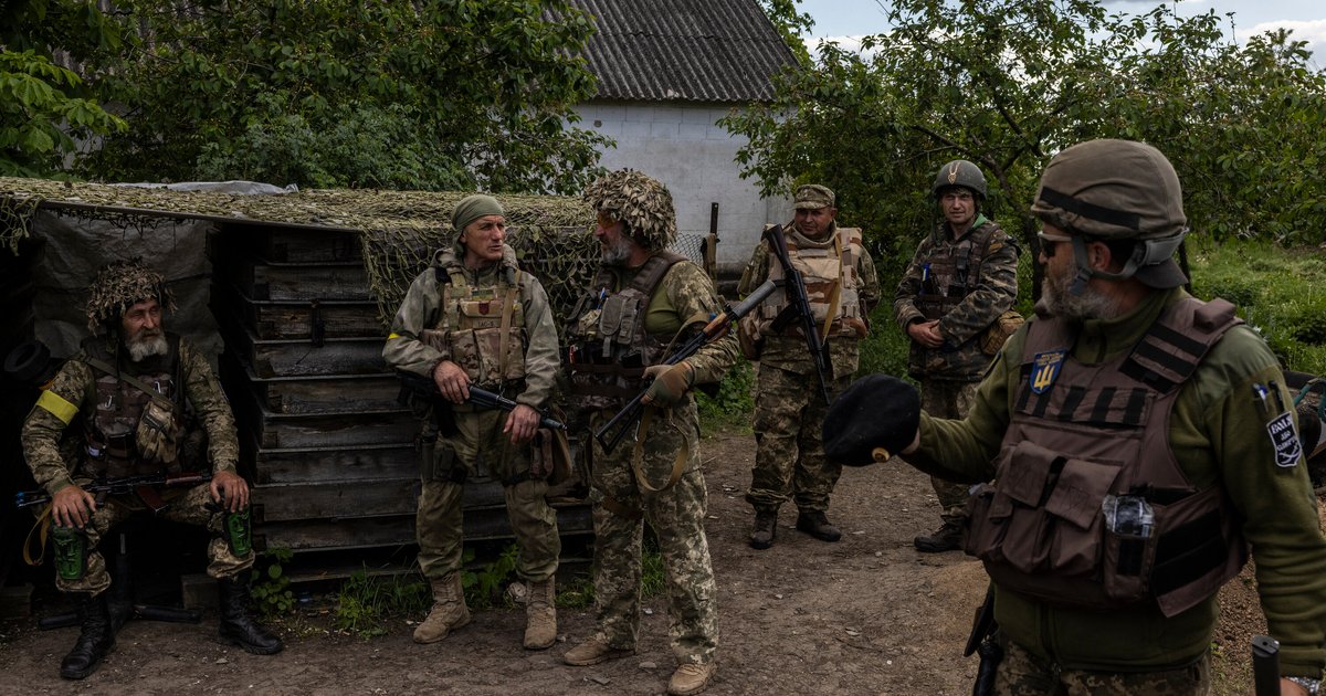 Russia destroys Ukrainian arms depot using precision missiles