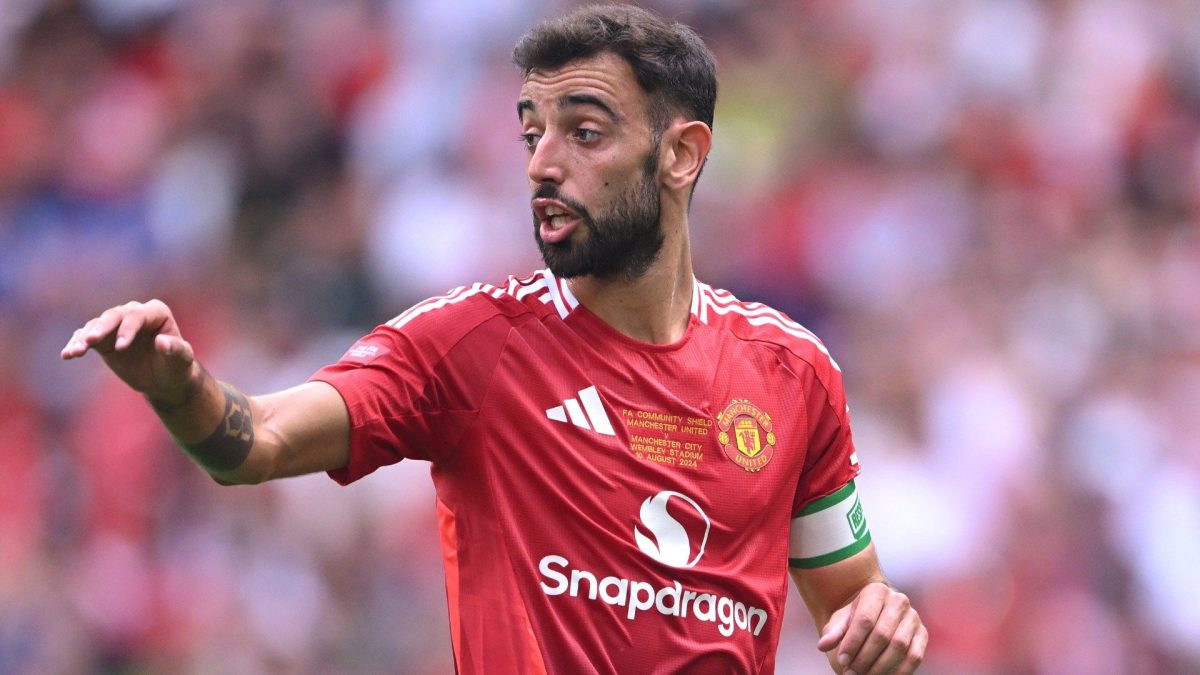 Bruno Fernandes urges Manchester United to sign teammate