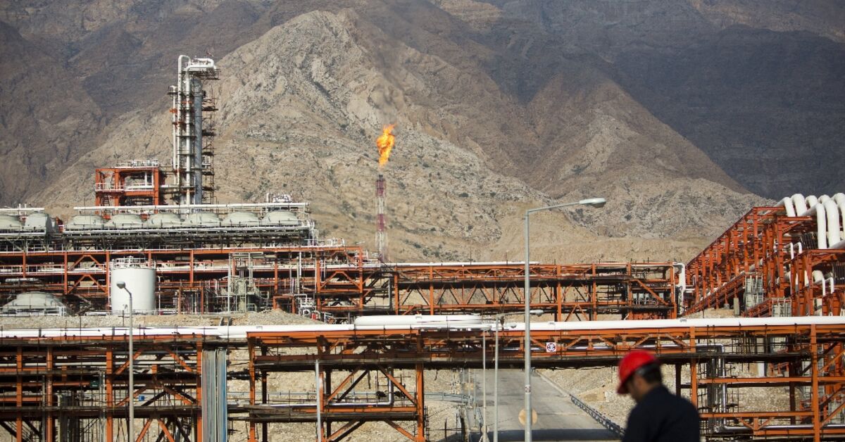 ارتفاع أسعار النفط وتأثيرها على الاقتصاد العالمي