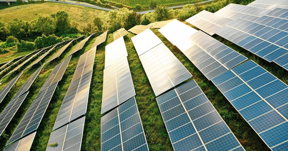 Meta, uzaydan güneş enerjisi kullanarak veri merkezlerini besleyecek