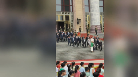 Images exclusives de l'accueil de Poutine à Pékin