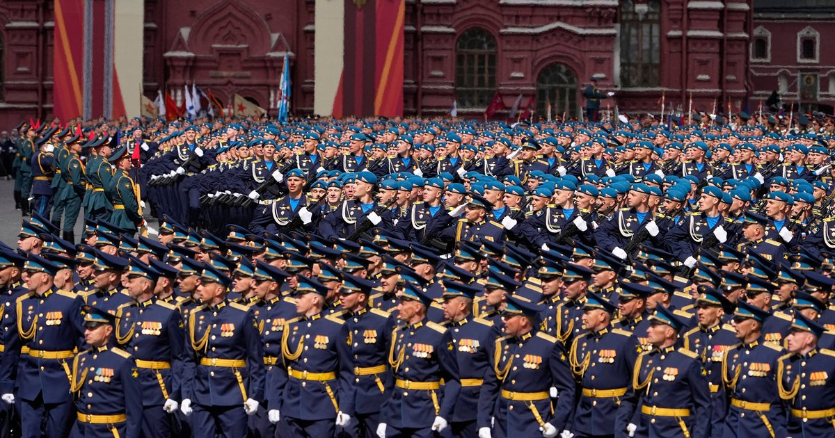 روسيا تحتفل بذكرى الحرب بعرض عسكري غير تقليدي