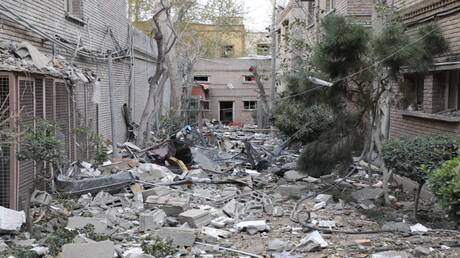 US-amerikanische und israelische Angriffe auf Iran