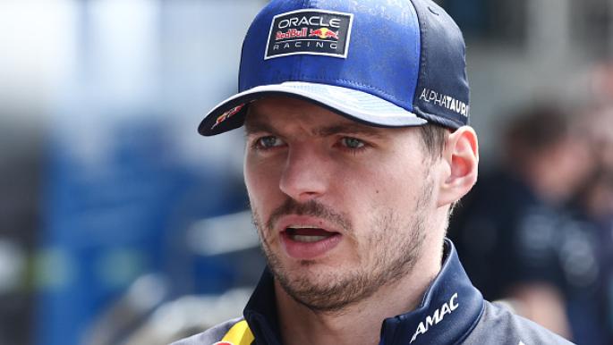 ماكس فيرستابن يُشيد بميسي بعد عروضه المبهرة