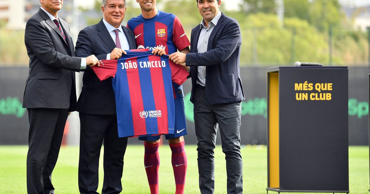 Décision de Deco sur la vente de joueurs de Barcelone