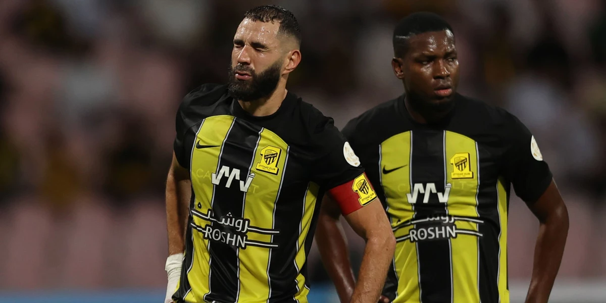 الهلال والخلود: مباراة حاسمة في الدوري السعودي