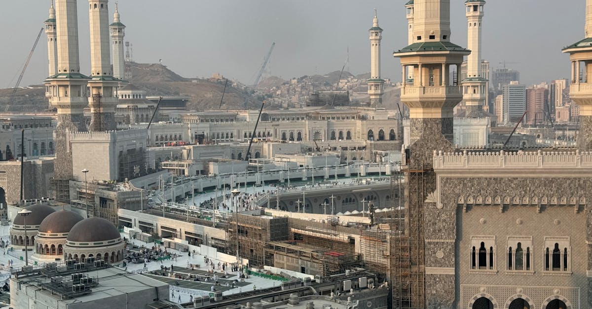 Pilger vollziehen Tawaf al-Ifadah am Opferfest