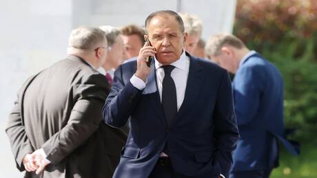 لافروف وعراقجي يبحثان الصراع في الشرق الأوسط