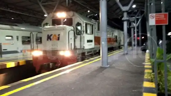 تحويل مسارات القطارات في إندونيسيا بعد حادثة KA Bangunkarta