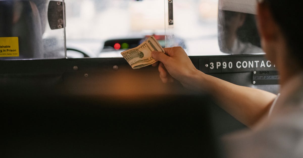 تعديل عدادات التاكسي وفق التعرفة الجديدة