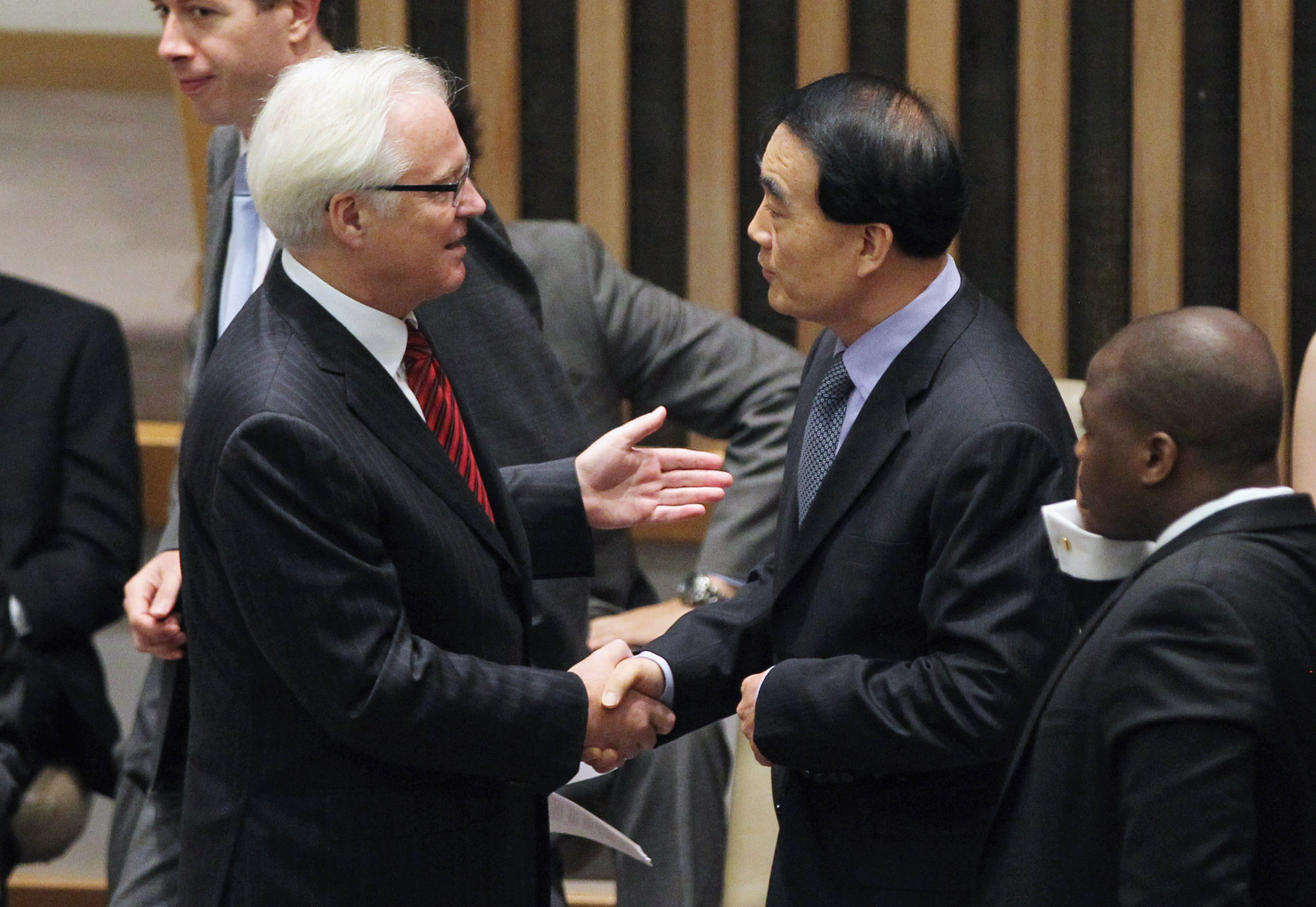 روسيا والصين تعترضان على مشروع القرار البحريني في هرمز