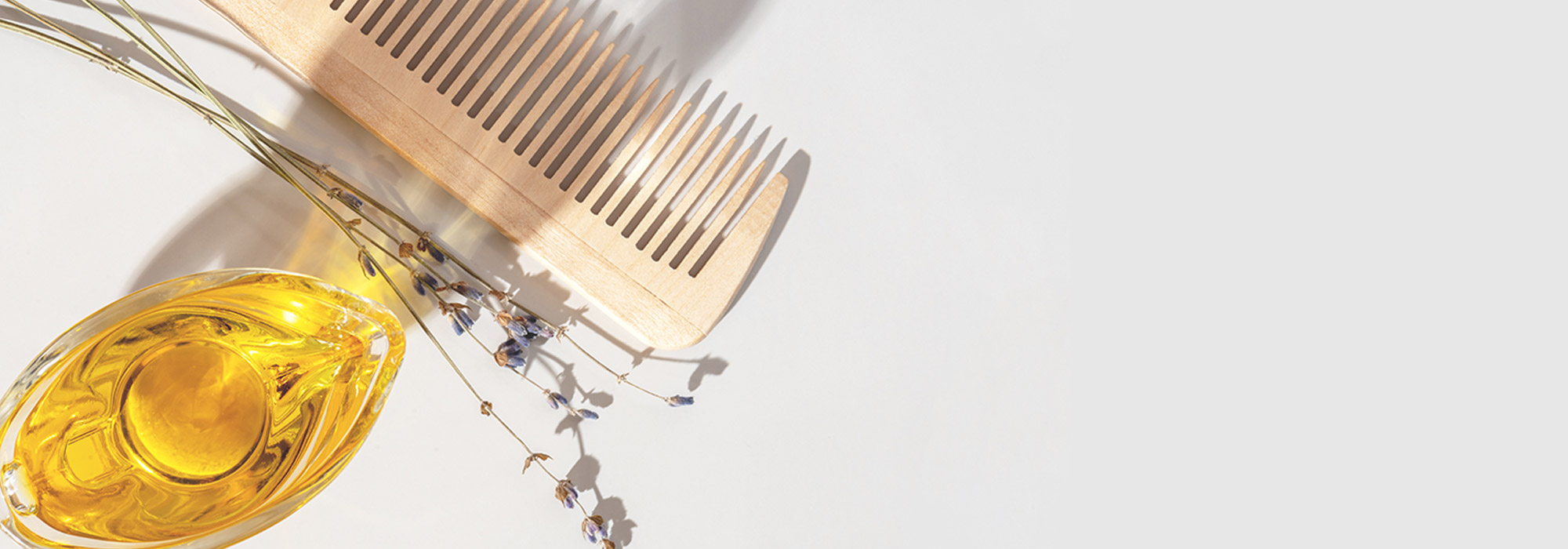 ياسمين عز تكشف سر جمال بشرتها: المال هو الحل