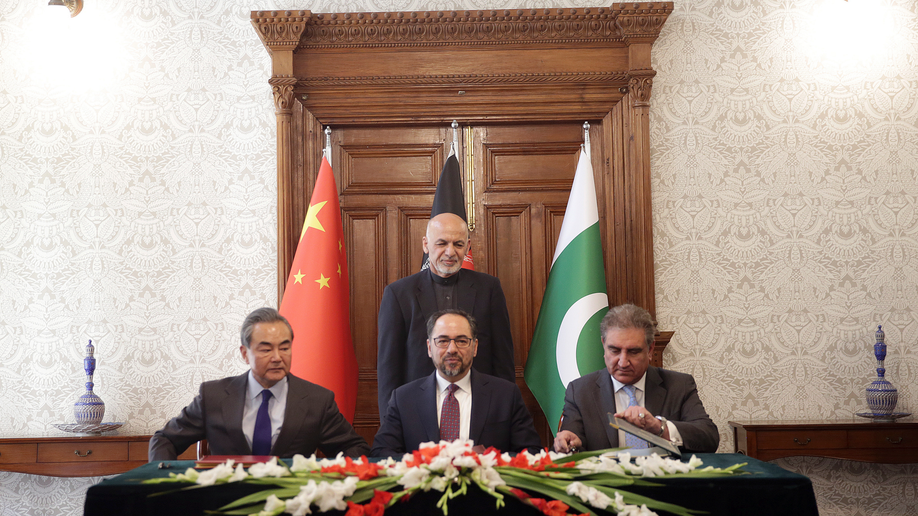 Discussions Pakistan-Afghanistan en Chine pour la paix