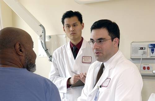 Erhalten Sie humanitäre Freilassung gegen Geld