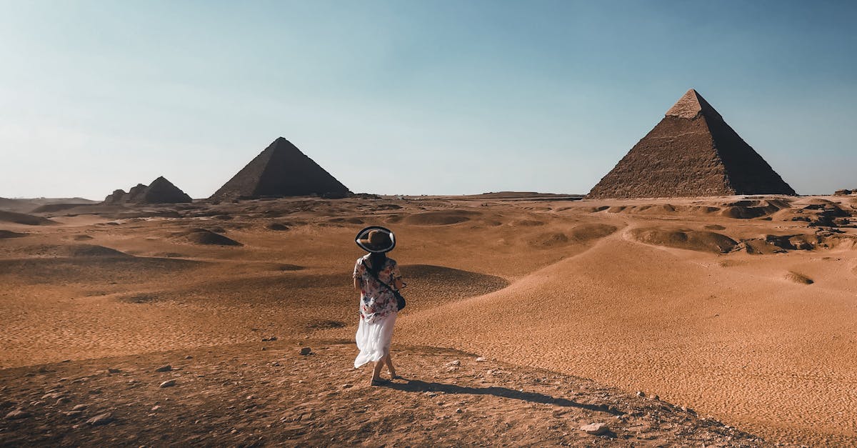 موعد صرف مرتبات مايو 2026 وزيادة الأجور في مصر