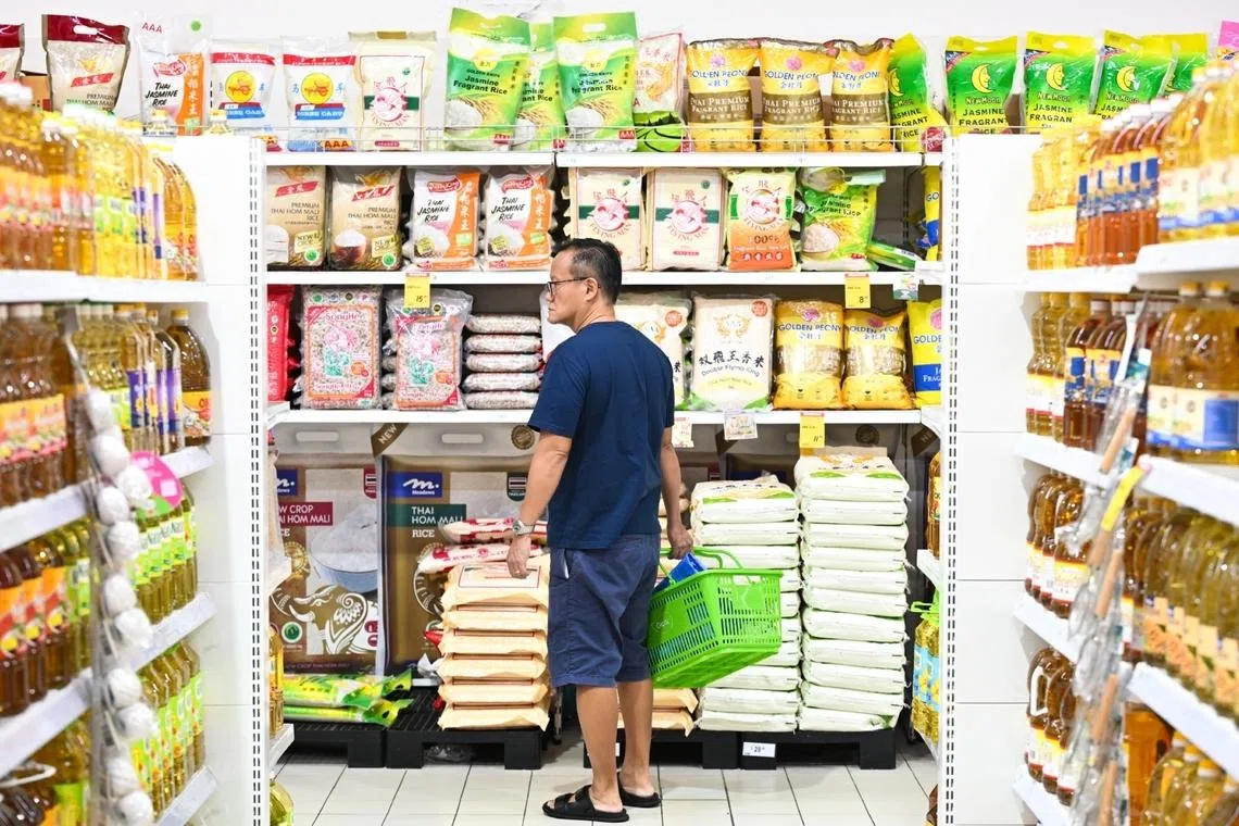 سنغافورة تعلن عن مساعدات مالية لمواجهة ارتفاع التكاليف