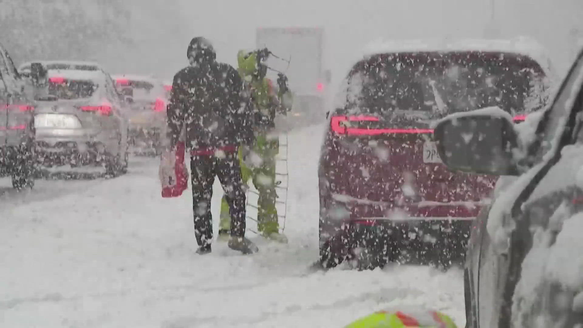 تساقط الثلوج في ساكرامنتو وتأثيره على الحياة اليومية