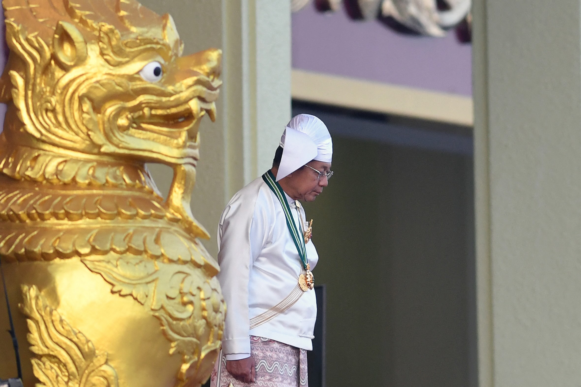 انتخاب قائد الجيش في ميانمار رئيساً