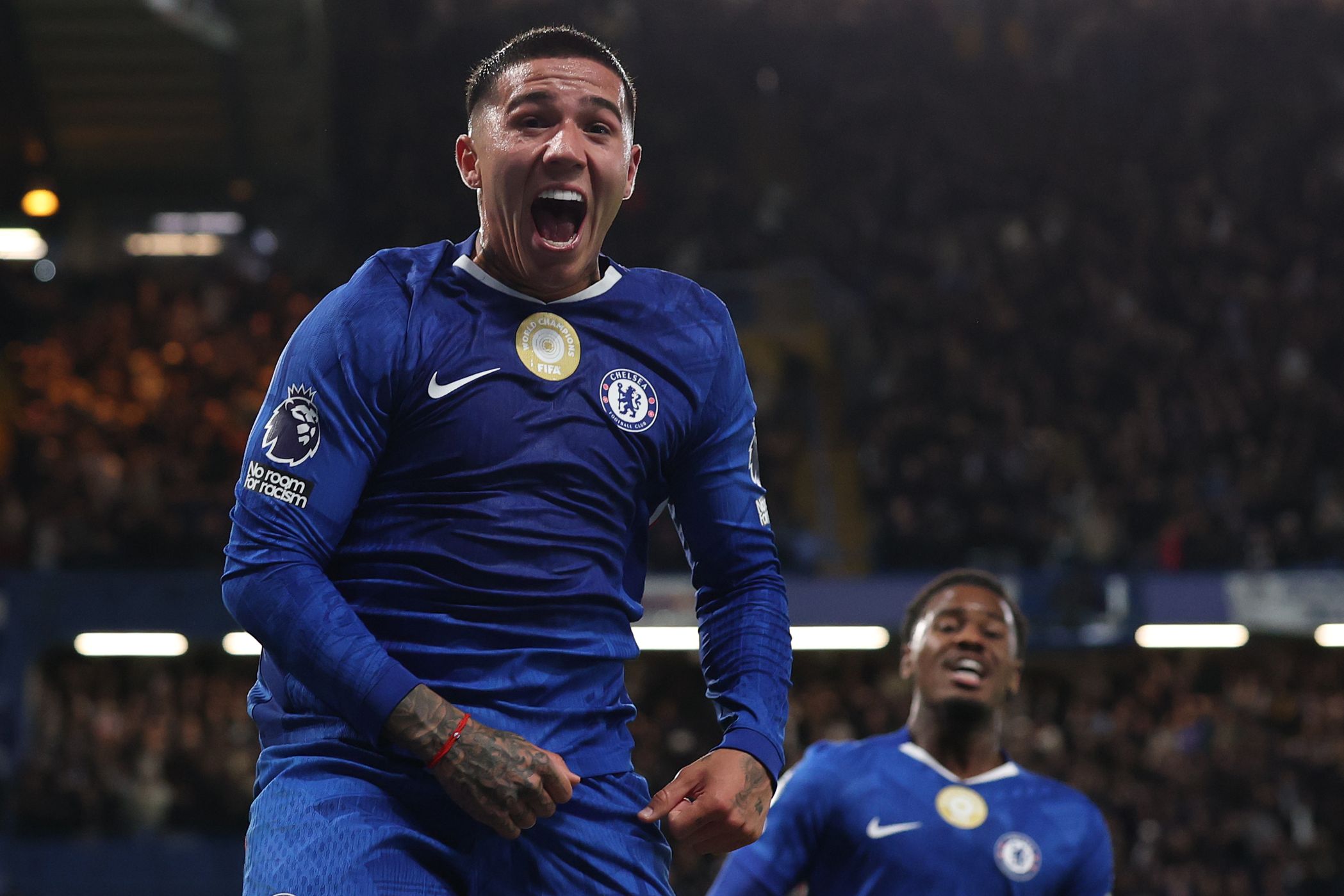 تشيلسي يوضح موقفه من إنزو فرنانديز