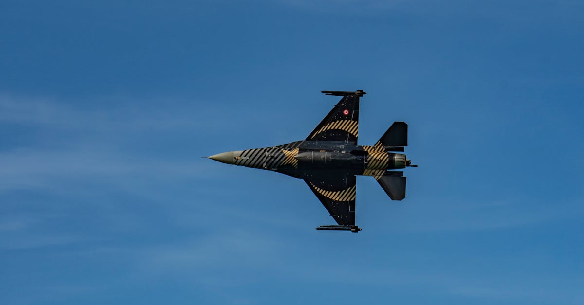 إنقاذ الطيار الثاني لطائرة إف-15 الأميركية في إيران