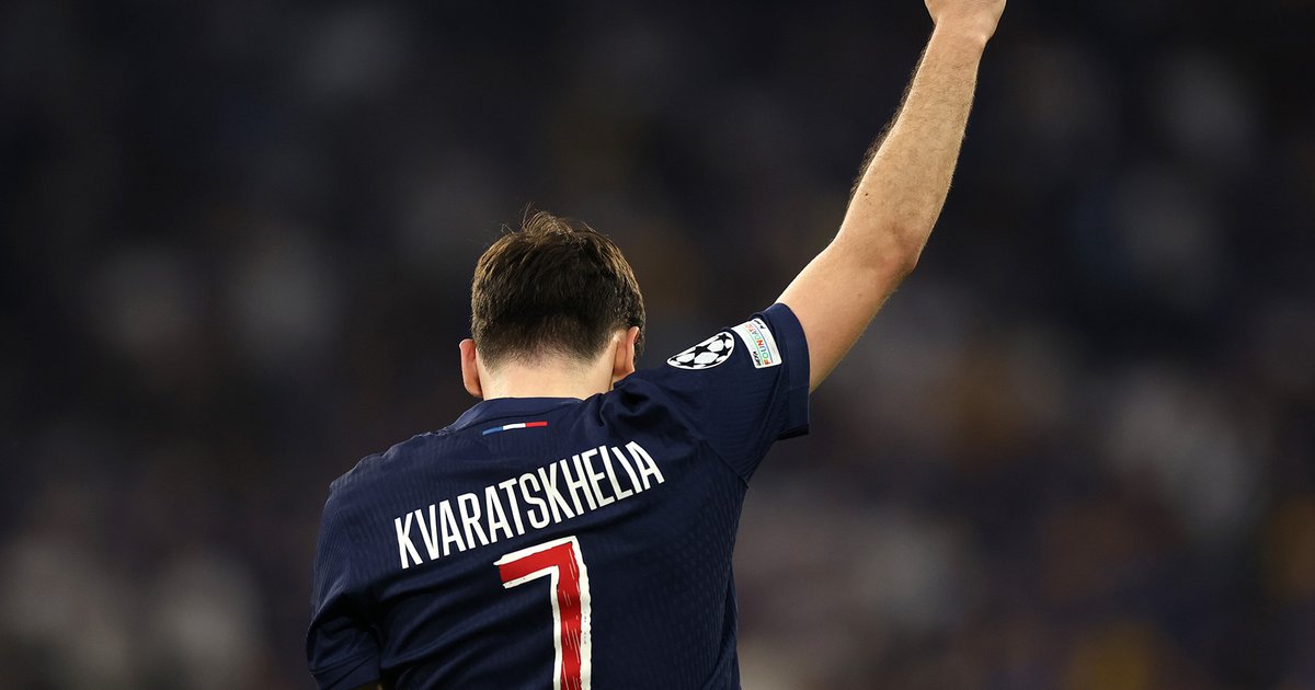 موقف كفاراتسخيليا من الانتقال إلى آرسنال