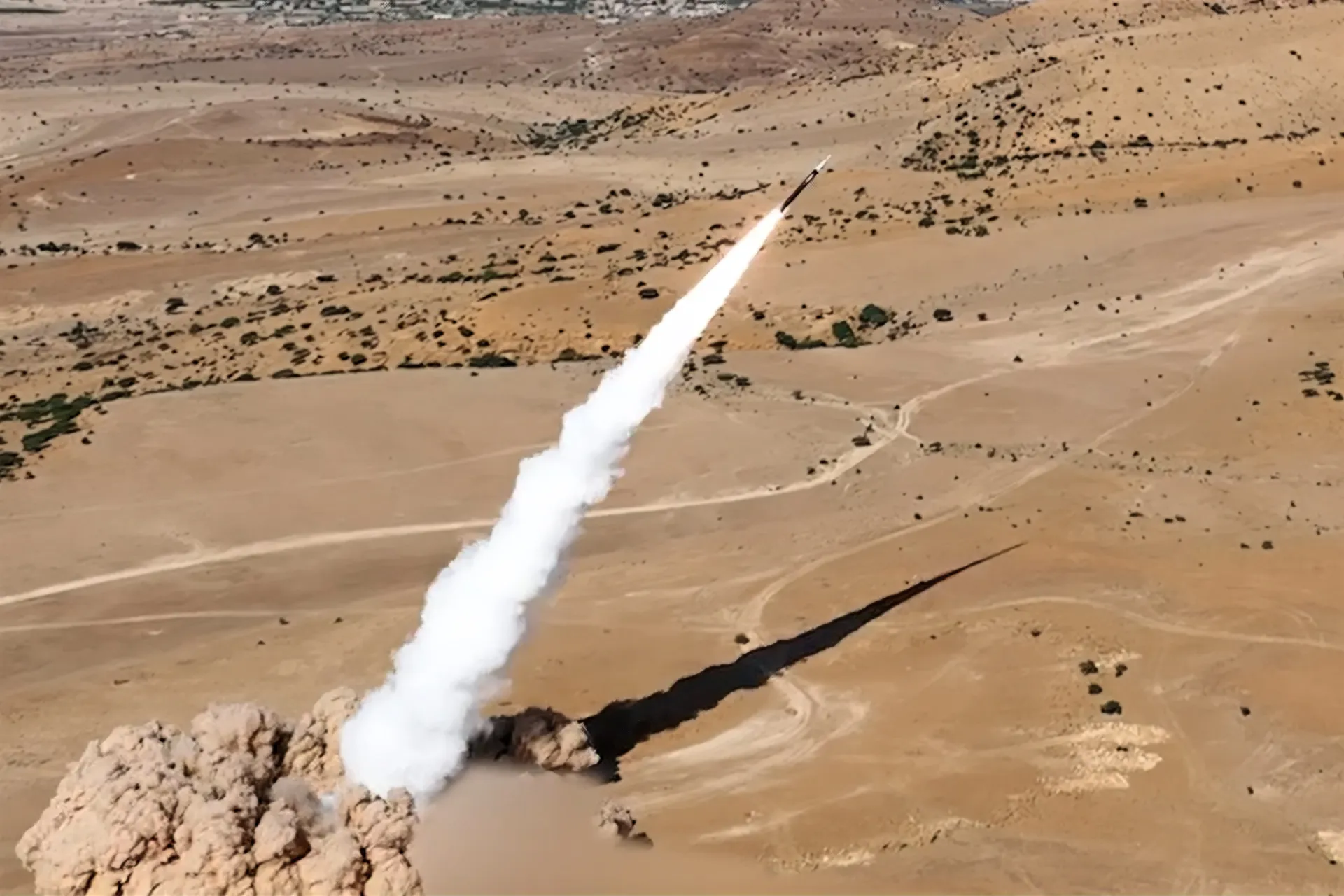 Roket Houthi ke Israel dan Dampaknya pada Konflik Regional