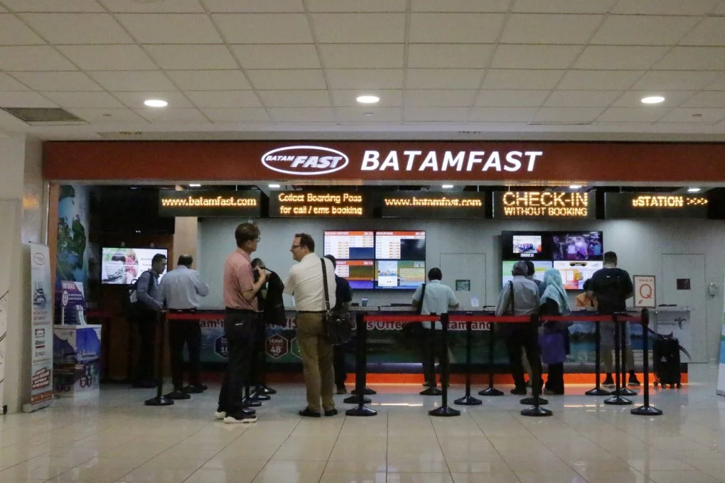 Erpressung von Touristen in Indonesien: Absetzung eines Beamten