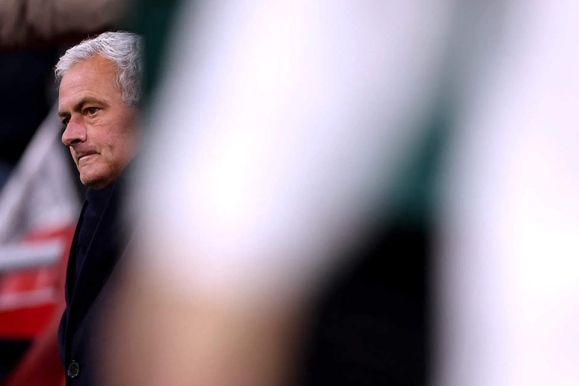 مورينيو ينتظر عرض ريال مدريد ومستقبله مع بنفيكا غامض