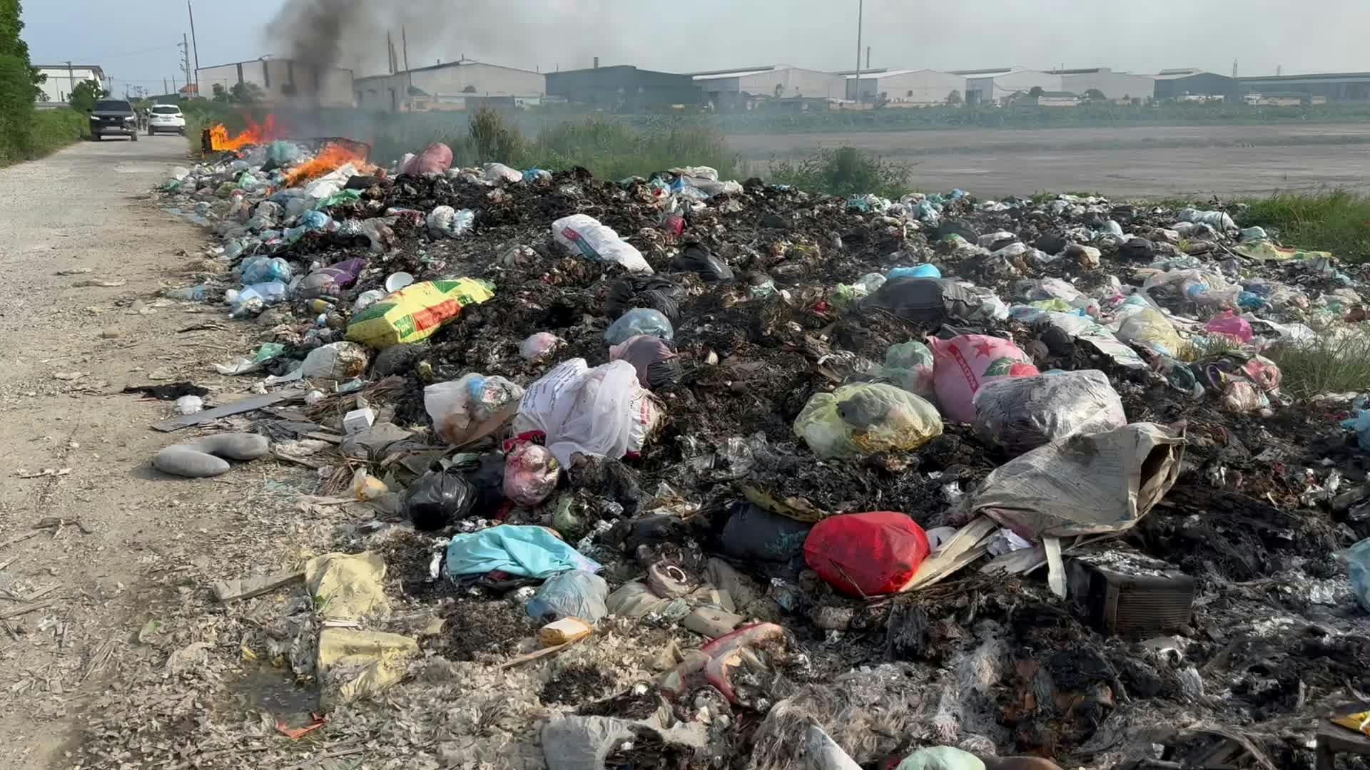 Reprise des opérations de collecte des déchets à Jakarta