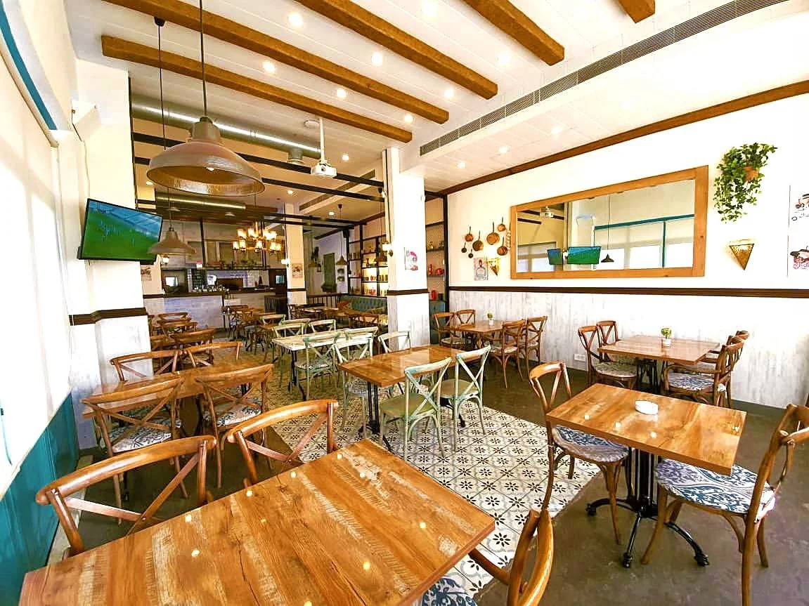 Neues Duett "Bashawat El-Balad" von Omar Kamal