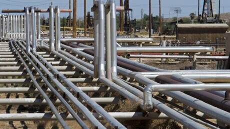 هجوم إيراني على خط أنابيب نفط سعودي