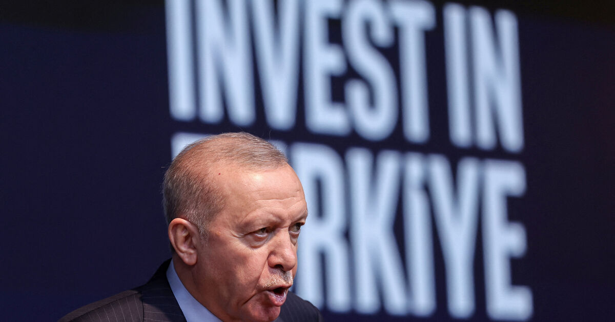 إردوغان يدافع عن جهود السلام مع الأكراد