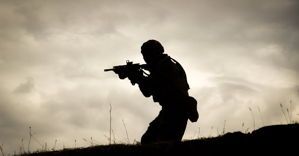 تصاعد التوترات بين أمريكا وإيران: سيناريوهات محتملة