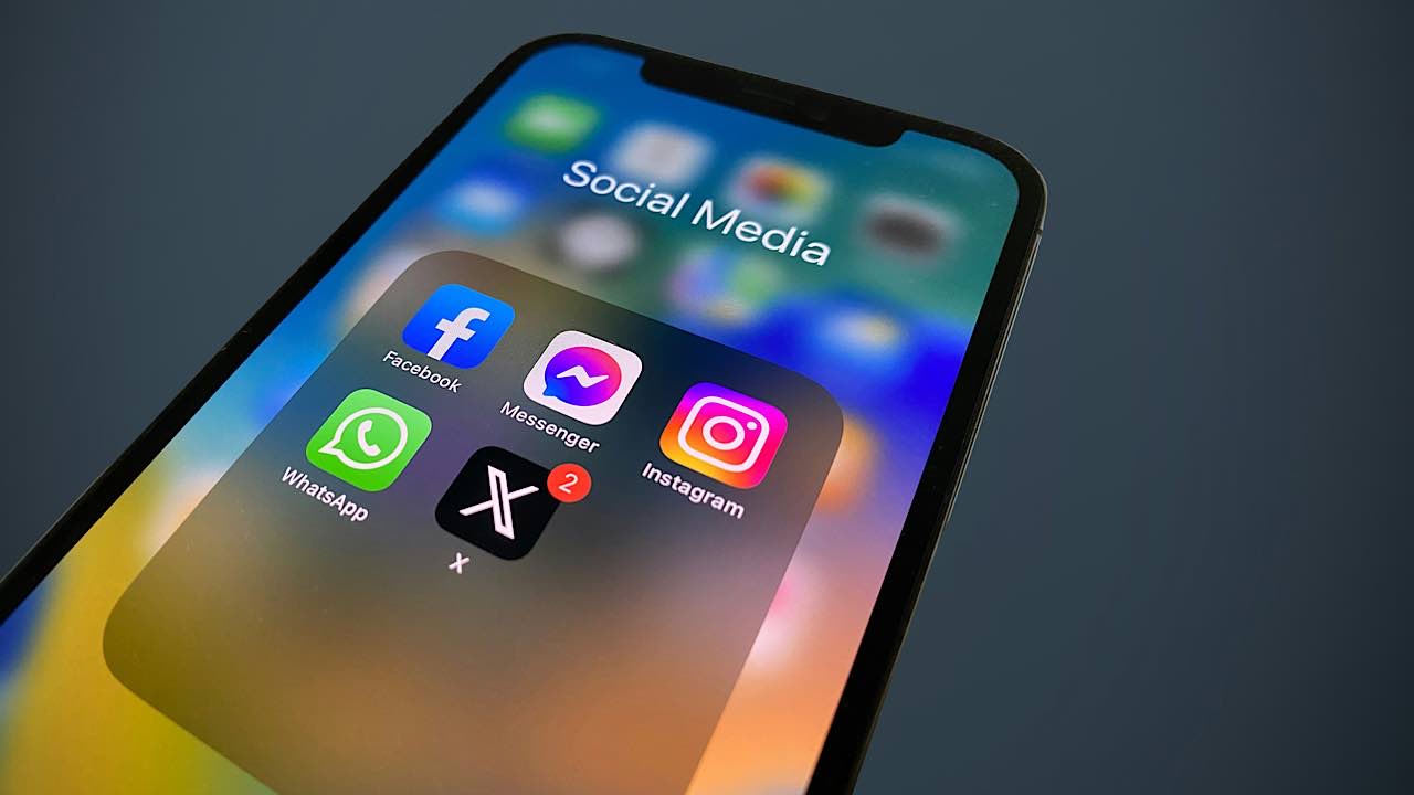 Australie et Indonésie prennent des mesures contre les réseaux sociaux