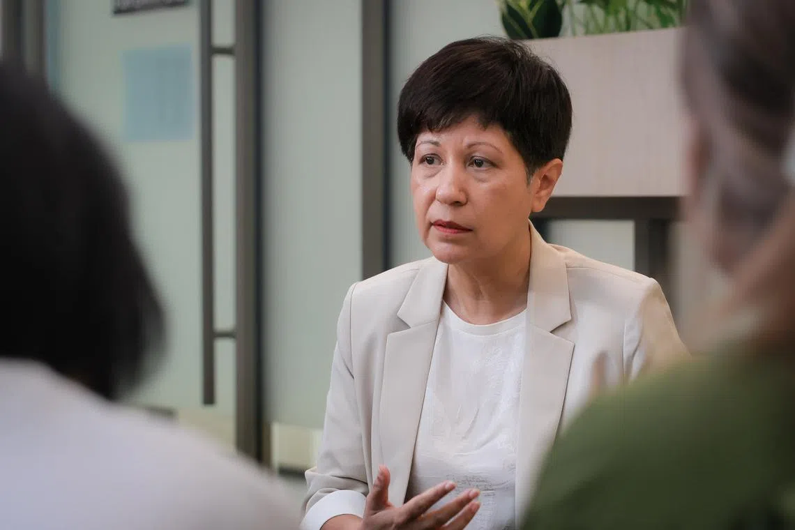 توجهات جديدة لتعزيز توازن الحياة العملية والعائلية للنساء في سنغافورة