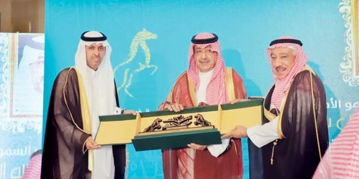 جائزة ضياء عزيز للبورتريه تحتفي بالملك سلمان