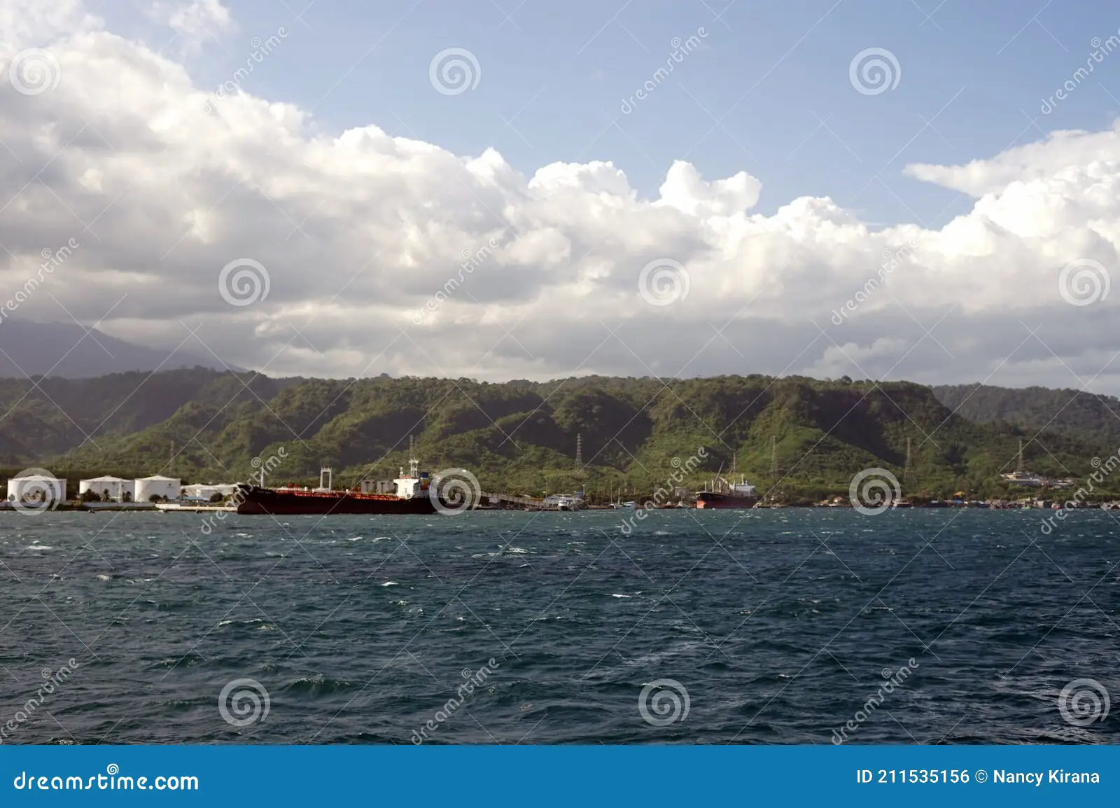 Augmentation des navires au port de Kitabangan après l'Aïd