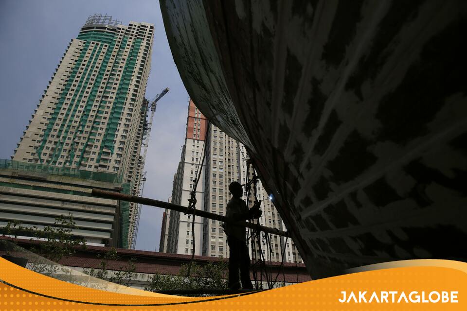 Wand in Jakarta stürzt ein und verursacht schwere Schäden