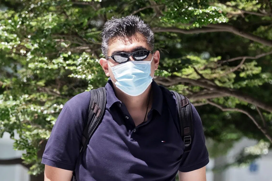 السجن لرجل لم يبلغ عن تجنيده في سنغافورة