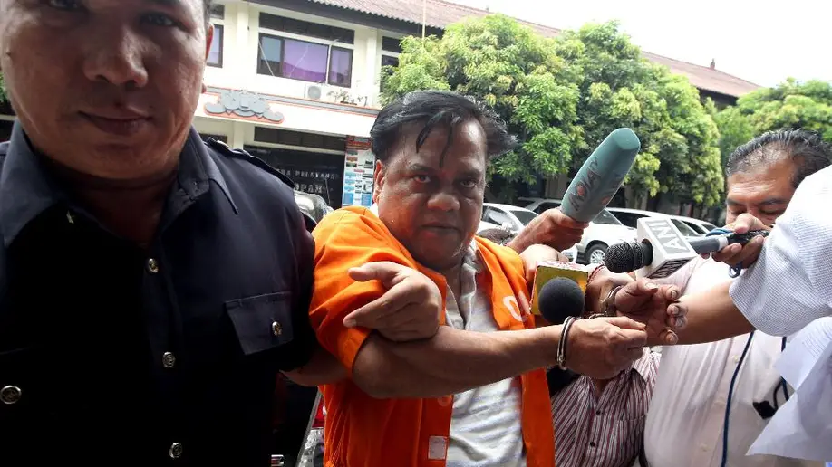 إندونيسيا ترحل مطلوباً دولياً من إنجلترا