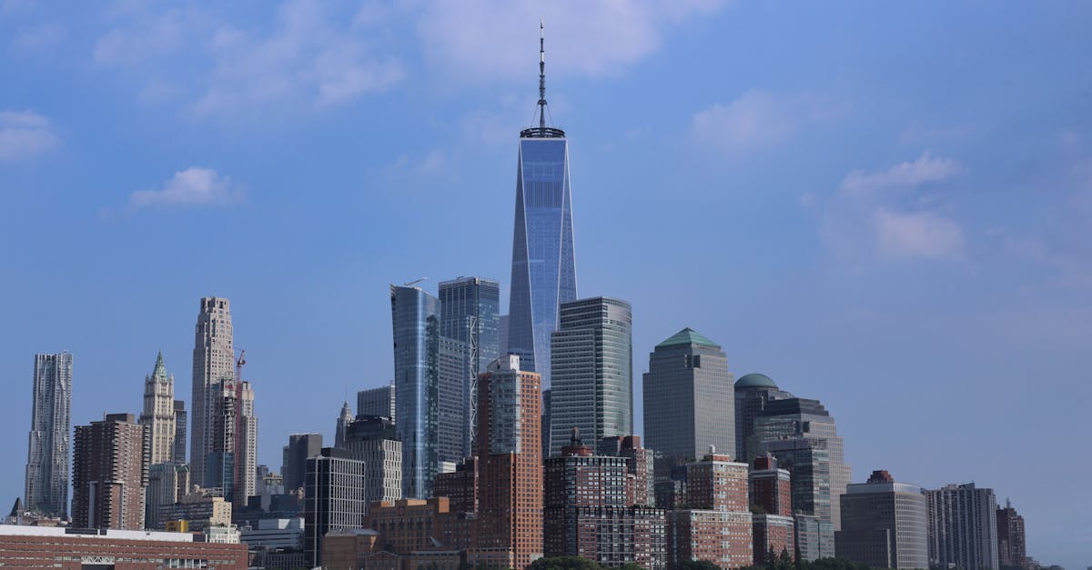 مطار سام راتولانجي يستأنف العمل بعد زلزال إندونيسيا