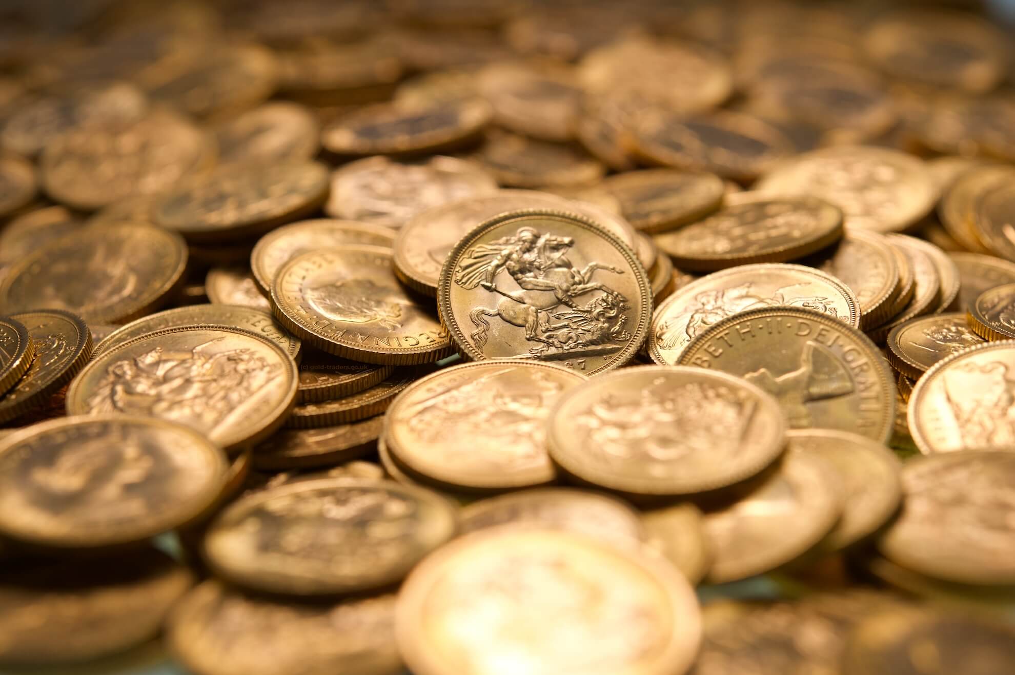 تجار الذهب يحققون أرباحاً قياسية في 2025