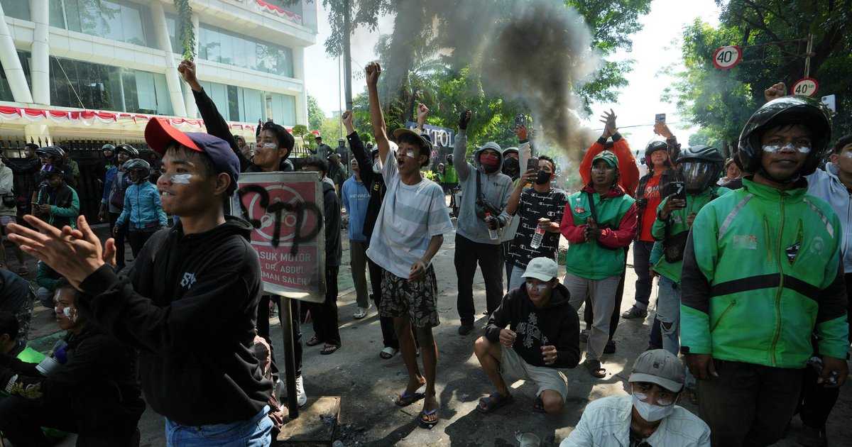 Police Prepare for Labor Day Protests in Indonesia