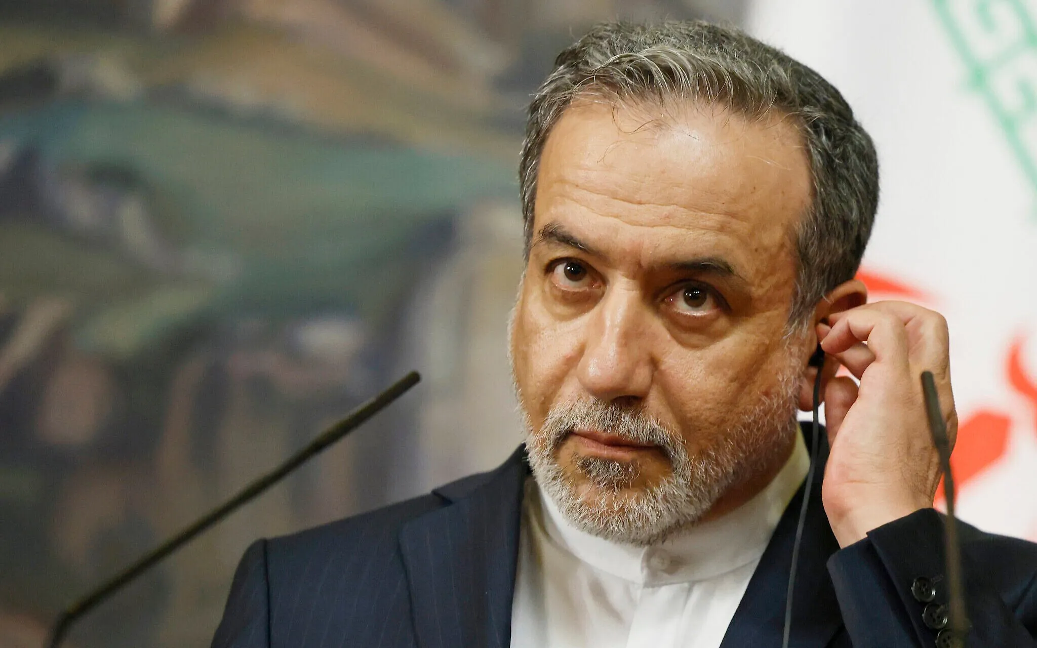 زيارة عراقجي إلى روسيا لمناقشة الصراع الإيراني الأمريكي