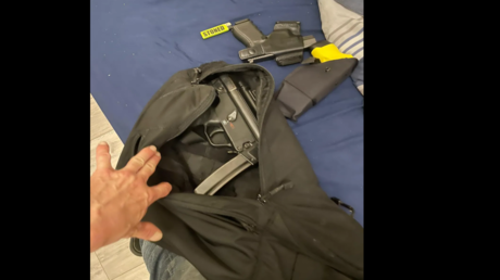 شرطة لندن تفقد حقيبة أسلحة أمام منزل عمدة المدينة