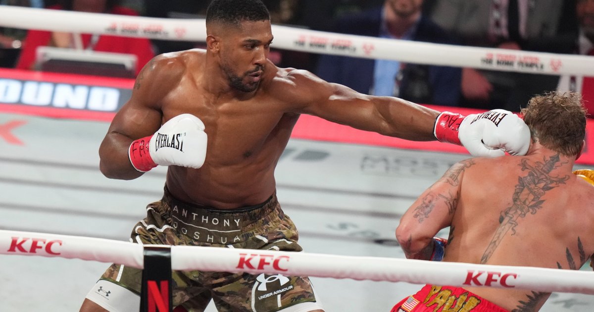 Joshua zeigt sich nach Unfall in Nigeria