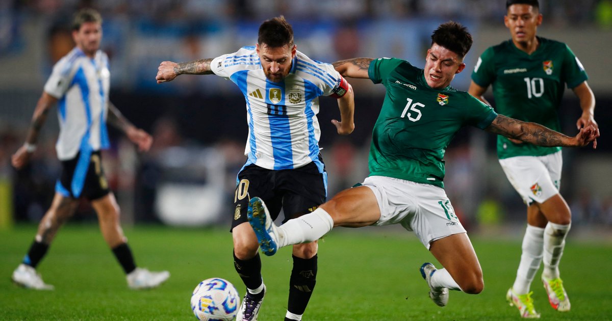 Messi cède un penalty à Otamendi dans un match