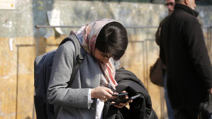 إيران تخفف القيود على الإنترنت للشركات